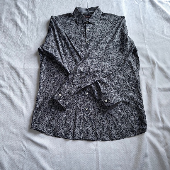 Sand Dress Shirt, Size 42 (L), Black and White Paisley Pattern - Picture 3 of 9